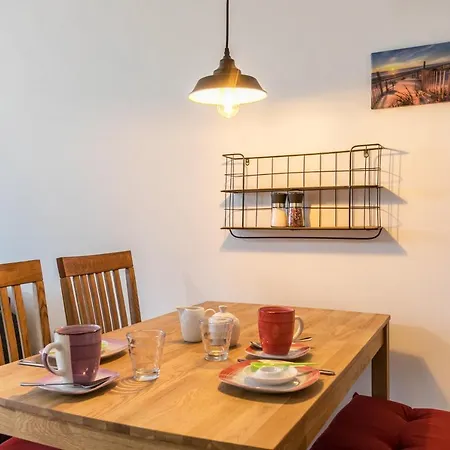 Апартаменты Husbyries 11