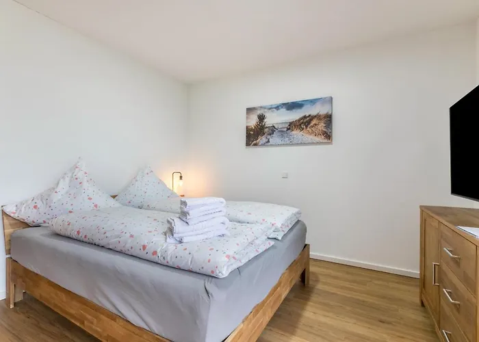 Апартаменты Husbyries 11 *